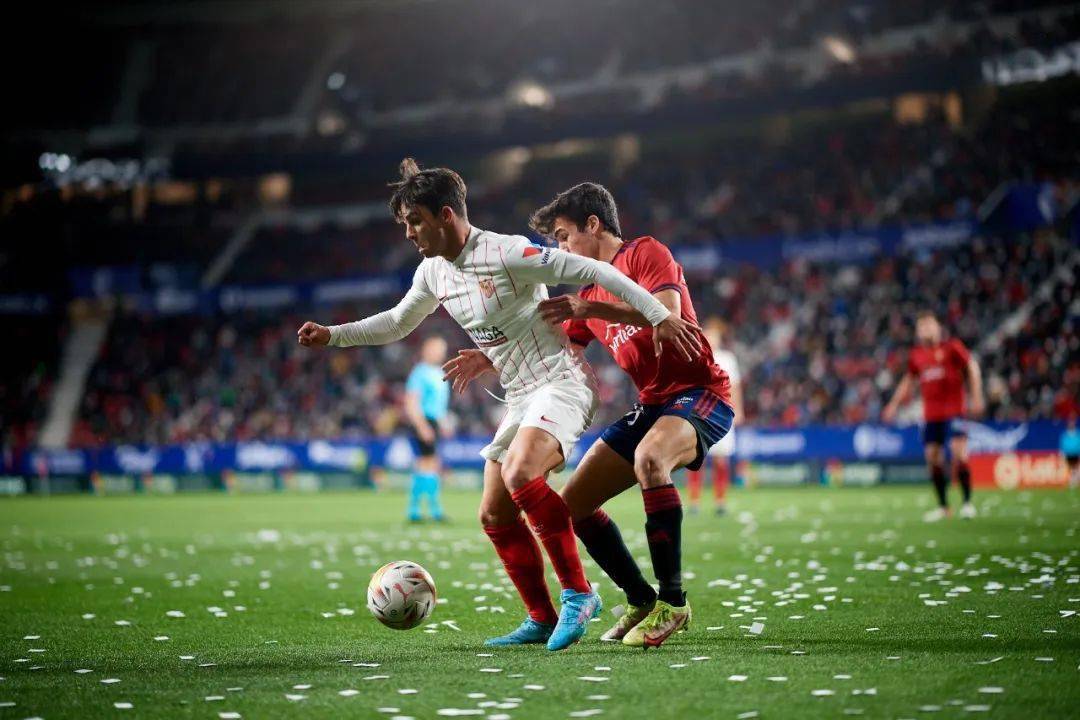 开云体育中国-奥萨苏纳迎战埃瓦尔,胜负难料