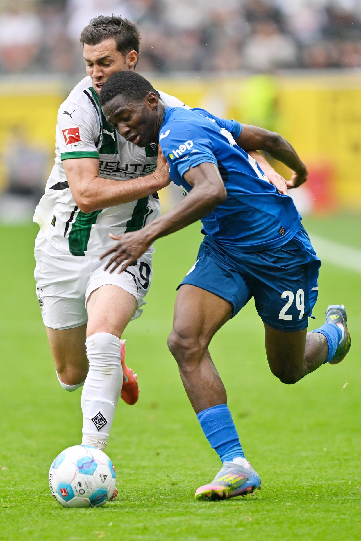 霍芬海姆客场不敌柏林赫塔，球队整体表现不佳的简单介绍