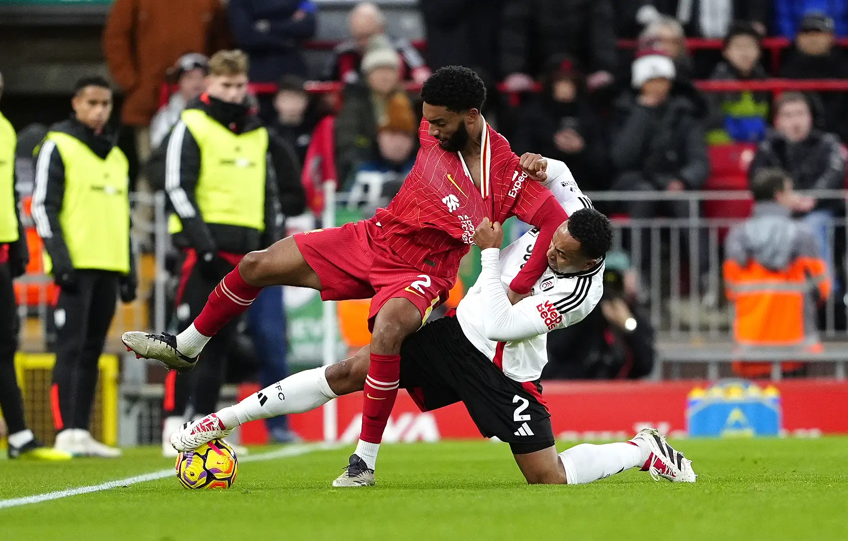 关于利物浦憾失晋级机会，遭淘汰出局的信息