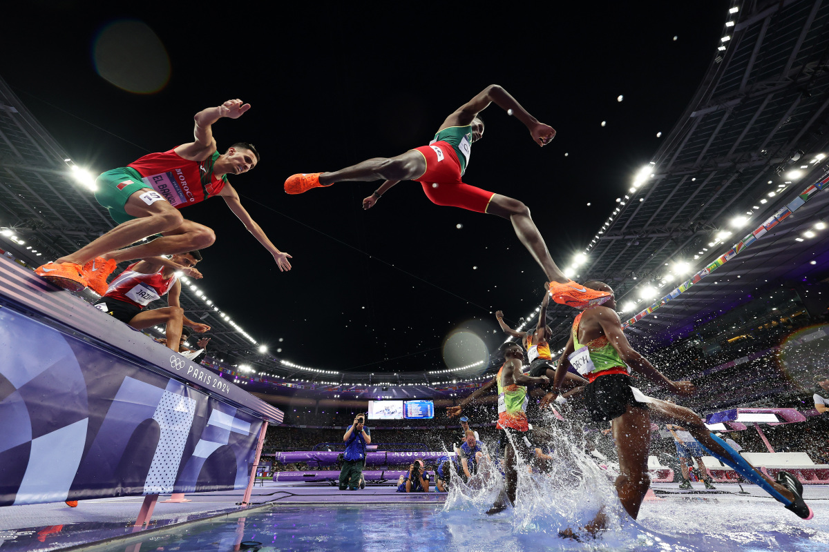 难忘的比赛瞬间感动千万观众的简单介绍