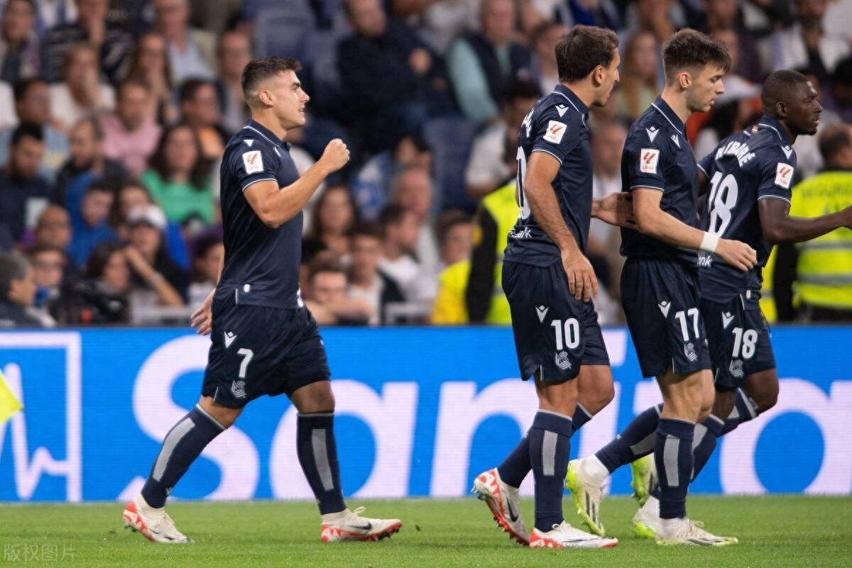 开云体育app-巴萨客场不敌，西甲积分榜反超皇马的简单介绍