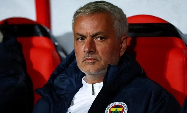 包含穆里尼奥绝杀，热刺晋级前程一片光明的词条