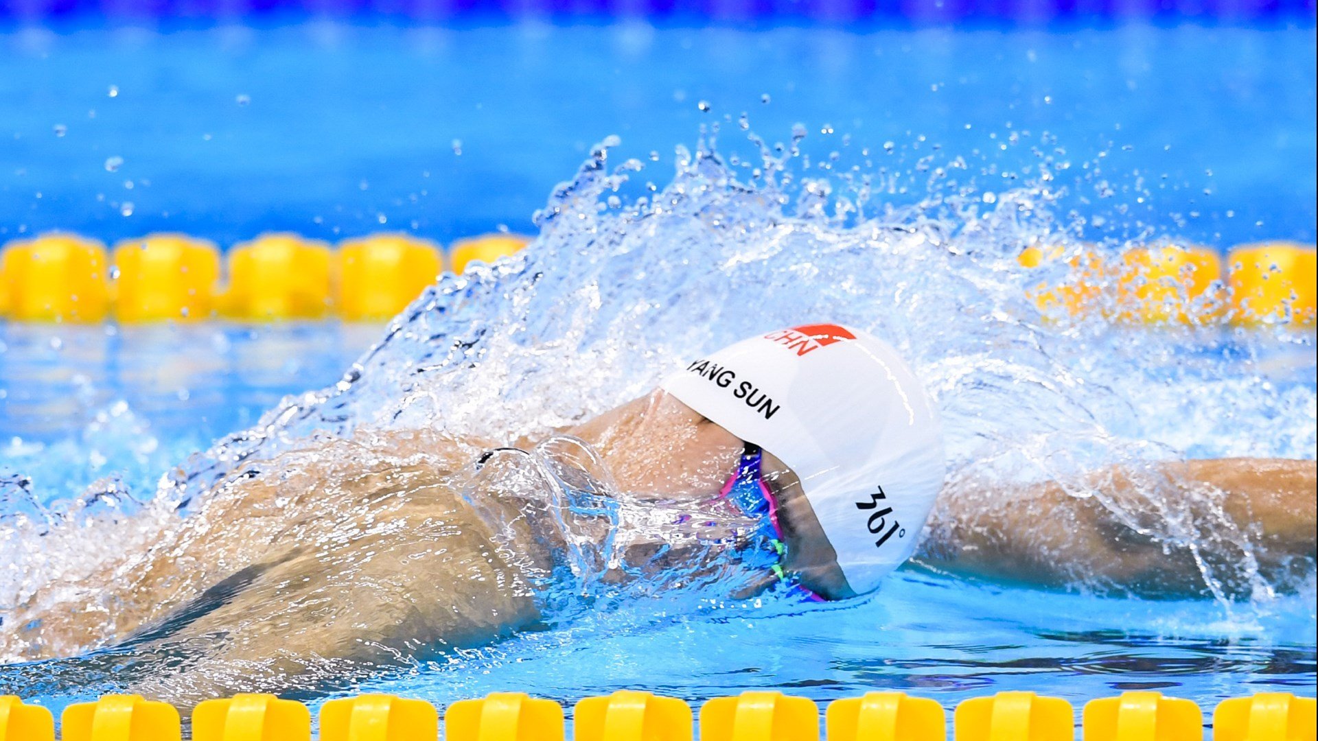 开云体育中国-南美风暴席卷欧洲，当阿根廷的探戈遇上西班牙的斗牛，卢卡库如何成为全场焦点