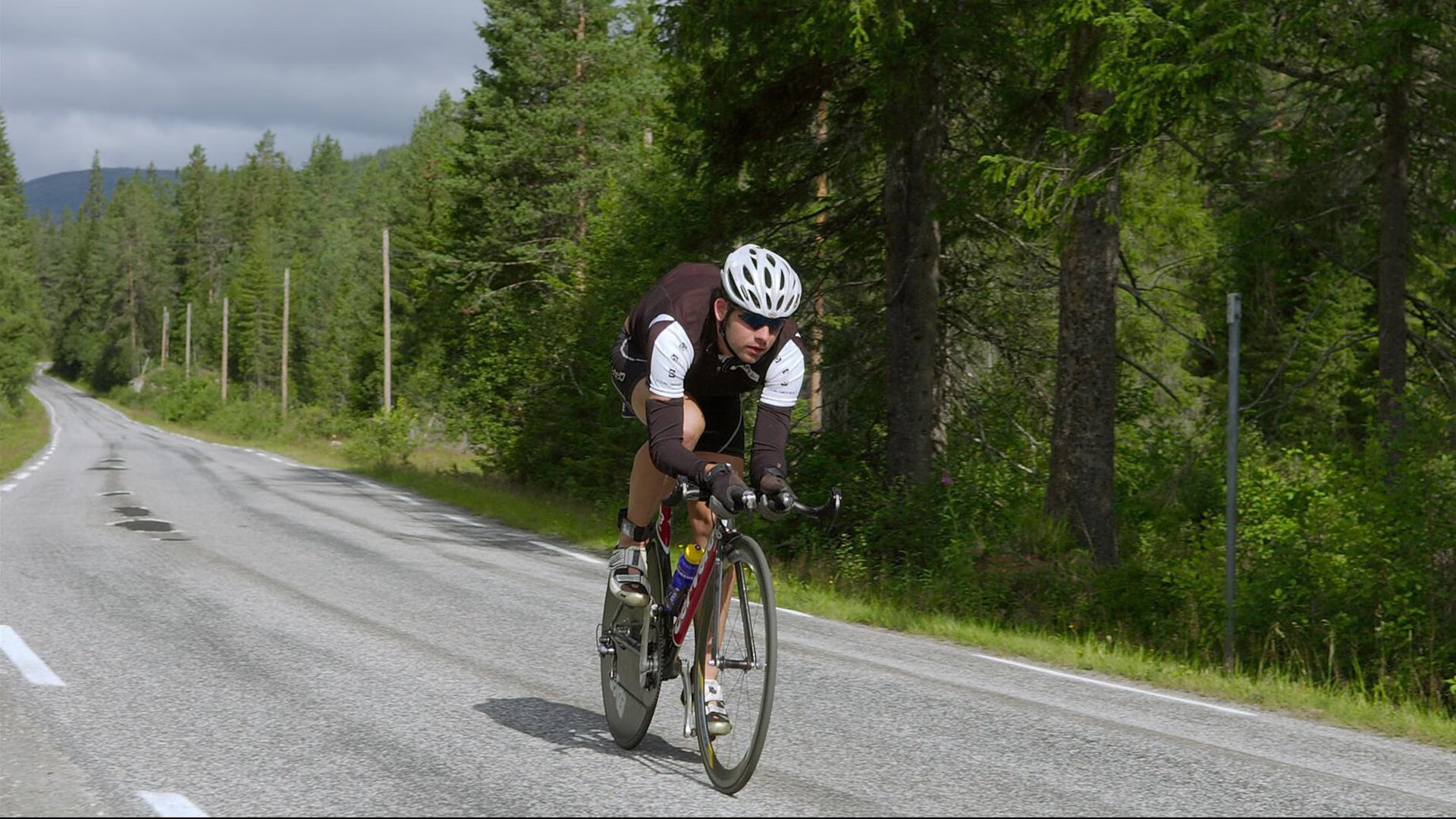 范戴克,对手完全无解的叹息之墙,佛罗伦萨淘汰赛过关莱比锡的战术启示